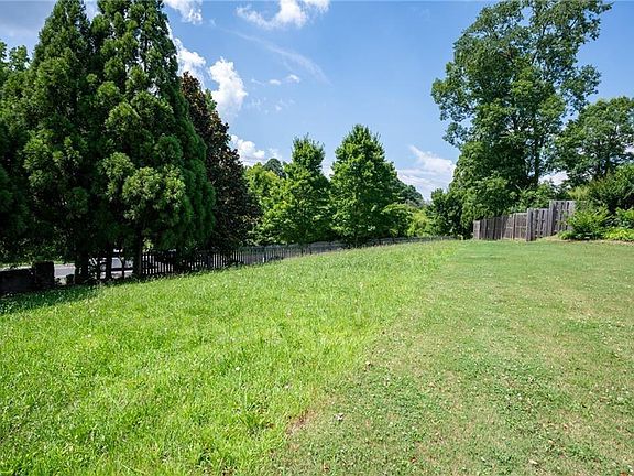 4th image of 0 Mountain Laurel Ln NE #49