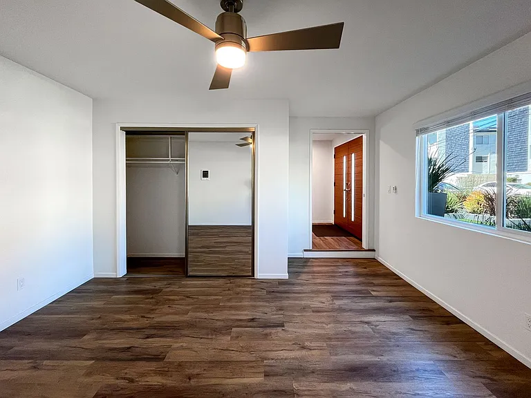 2118 Carnegie Ln — Photo 11
