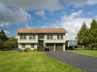 25307 Hinds Rd, Watertown, NY 13601