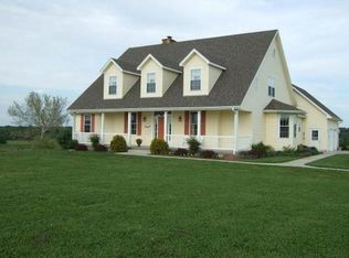 580 NE 701 Rd, Calhoun, MO 65323