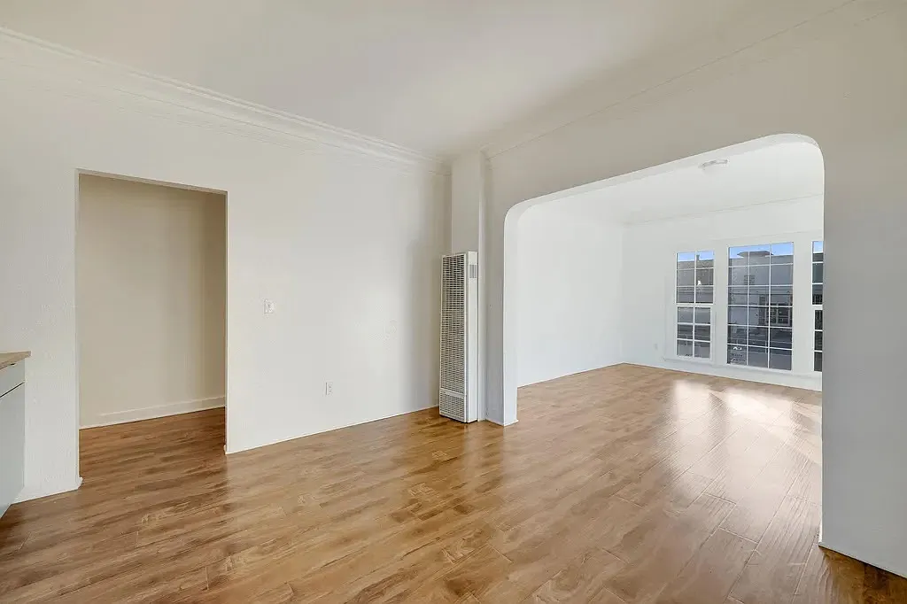 132 South Mountain View Avenue - 132 1/2 — Photo 4