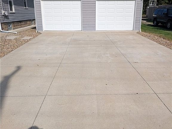 4th image of 1147 Ohio Ave