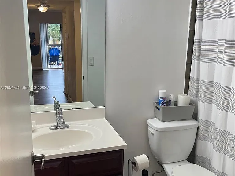 7620 Westwood Dr #214 — Photo 4