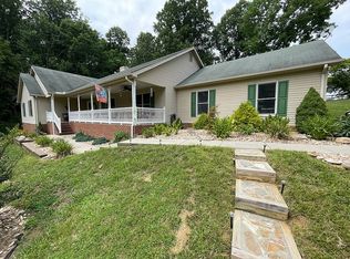 173 Etzler Rd, Troutville, VA 24175