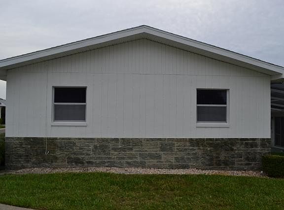 2nd image of 12400 Park Blvd APT 326