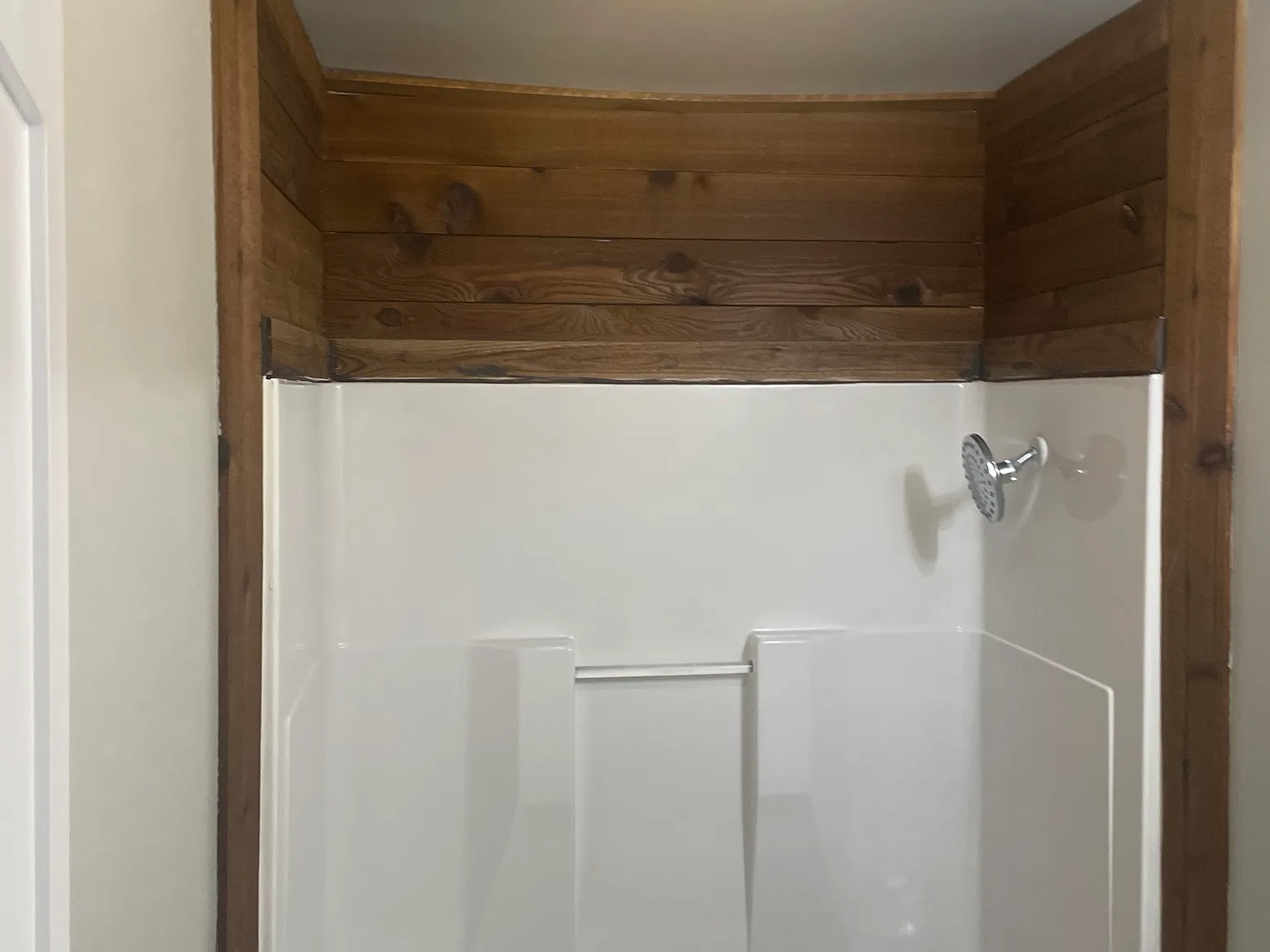 207 E Gleason St — Photo 3