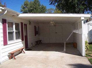 17 W Brown St, Knightstown, IN