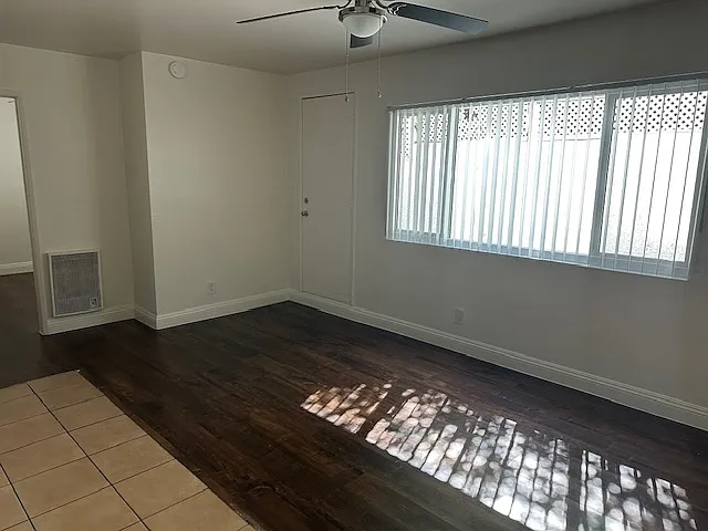 Redondo Palms — Photo 20