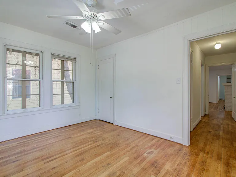 1428 Wentworth St #1 — Photo 19
