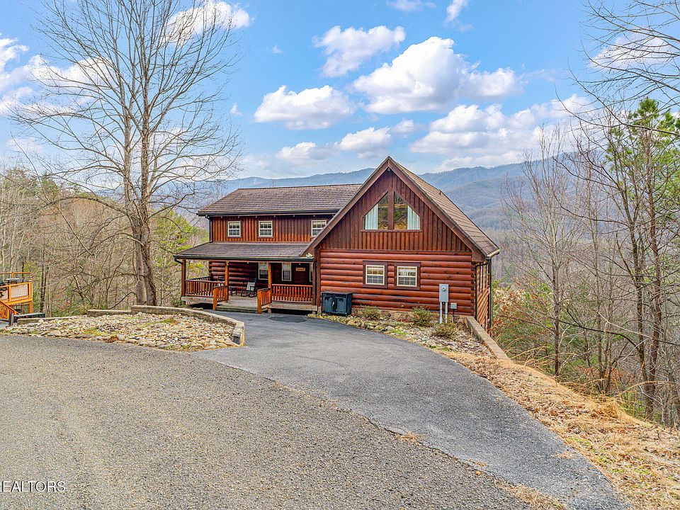 1st image of 206 Rodeo Dr