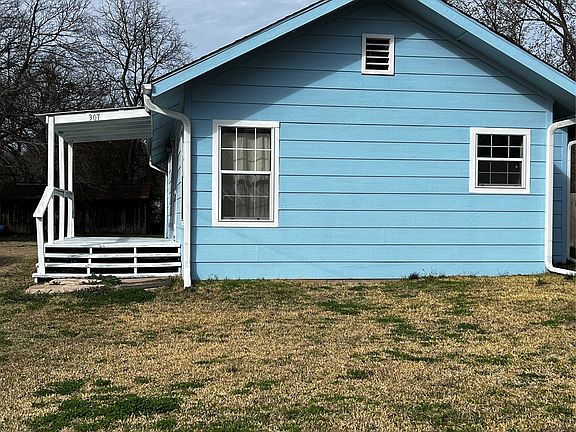 2nd image of 307 E Main St