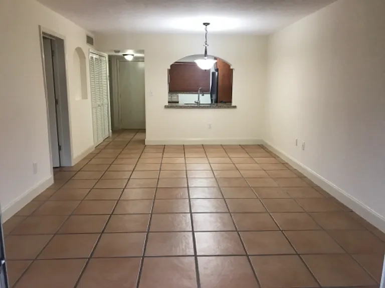 10825 SW 112th Ave — Photo 15