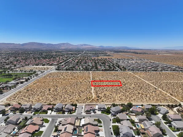 Vic Ave N #Q12, Palmdale, CA 93591