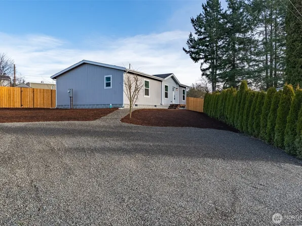 8416 Donald Way, Blaine, WA 98230