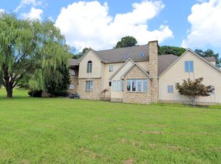 242 Ariel Hts, Charleston, WV 25311