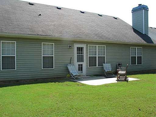 2nd image of 245 Grayson Manor Dr