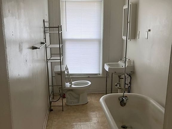 5th image of 639 N 5th St #2
