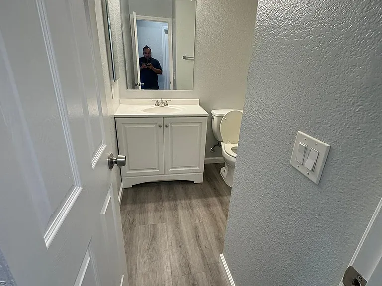 25487 El Greco Dr — Photo 9