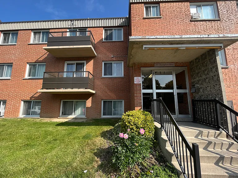 139 Christopher Dr #205 — Photo 17