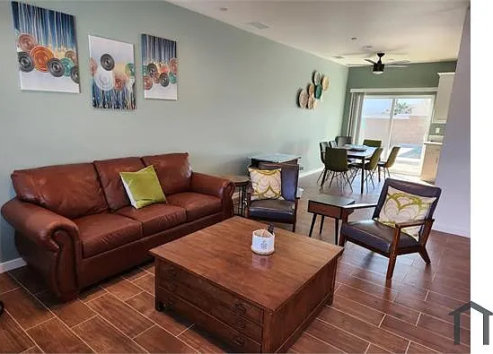 4 bed, 1600 sqft, $3,400 — Photo 4
