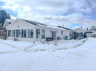 134 Harbor St, Oscoda, MI