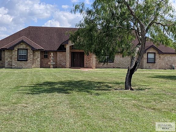 5th image of 35521 Anaqua Dr