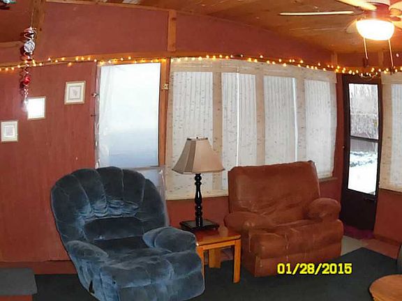 5th image of 126 Pickett Ave