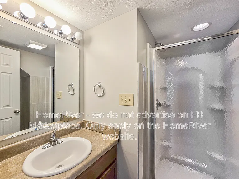 1725 James Run Way — Photo 19