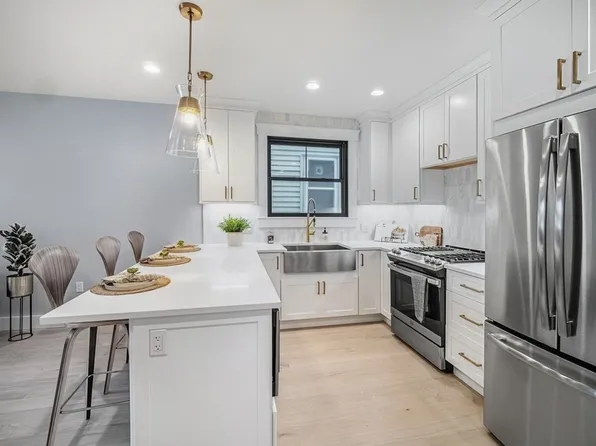 398 Bremen St #1, Boston, MA 02128