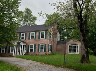 354 Overbrook Rd, Elyria, OH 44035