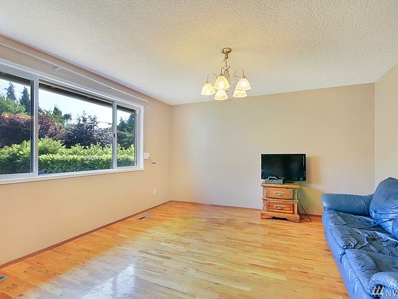 2nd image of 10415 110th St SW
