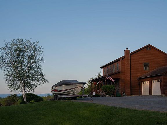 5th image of 15 Valley Dr