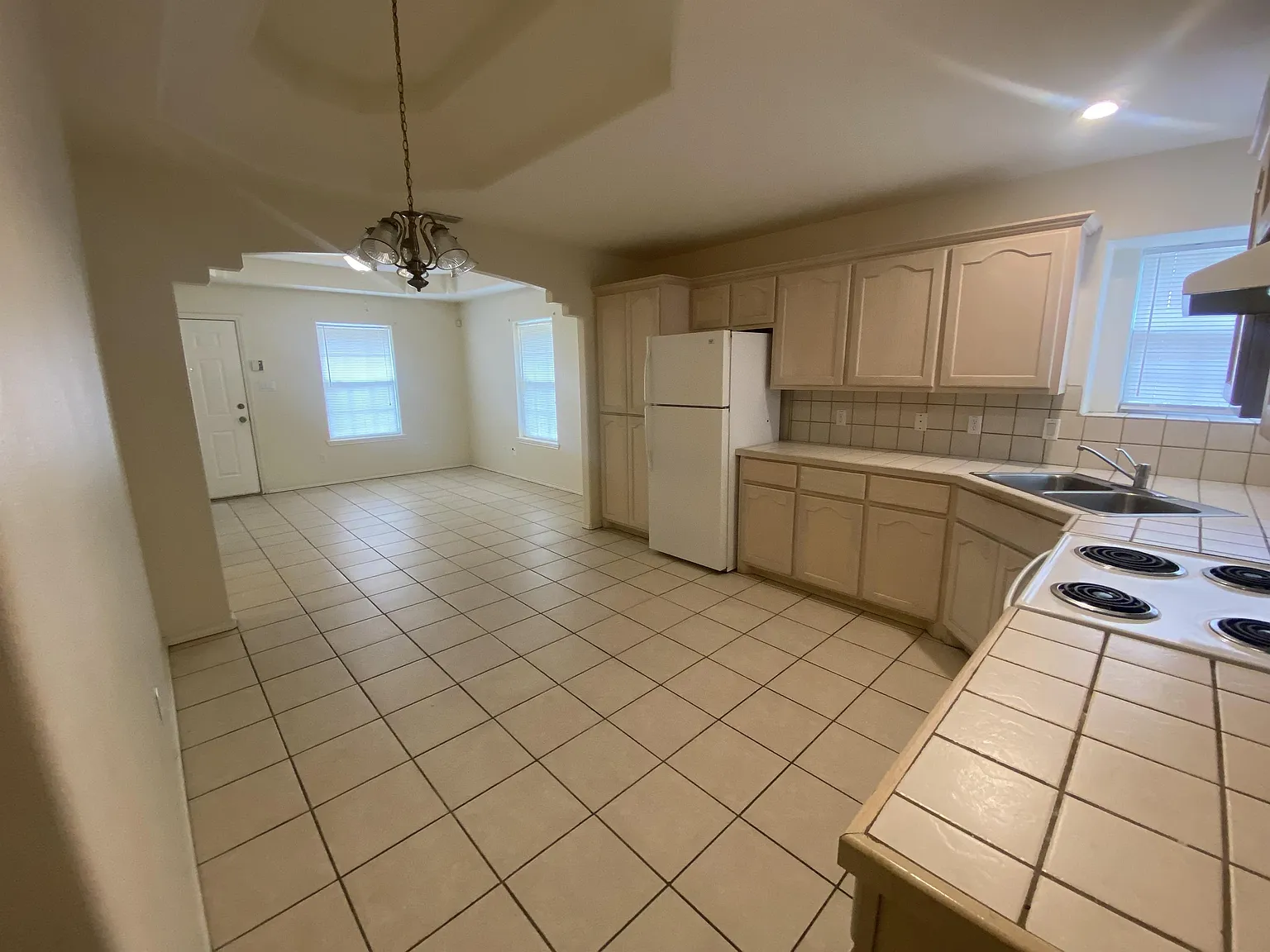 2223 Moonlight Lane - 4 — Photo 3