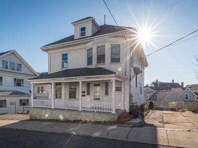 6 Beacon St, Gloucester, MA, 01930