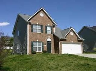 7 Hartsfield Ct, Greensboro, NC 27407