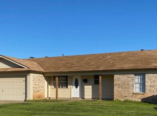 501 E Bovell St, Crowley, TX 76036