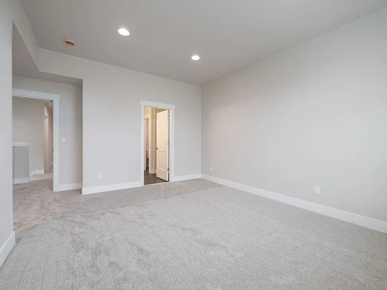 9381 SW Eunice Ln — Photo 32