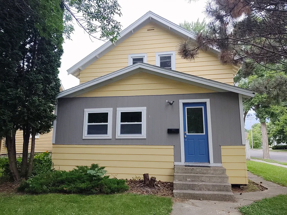 415 N 9th St