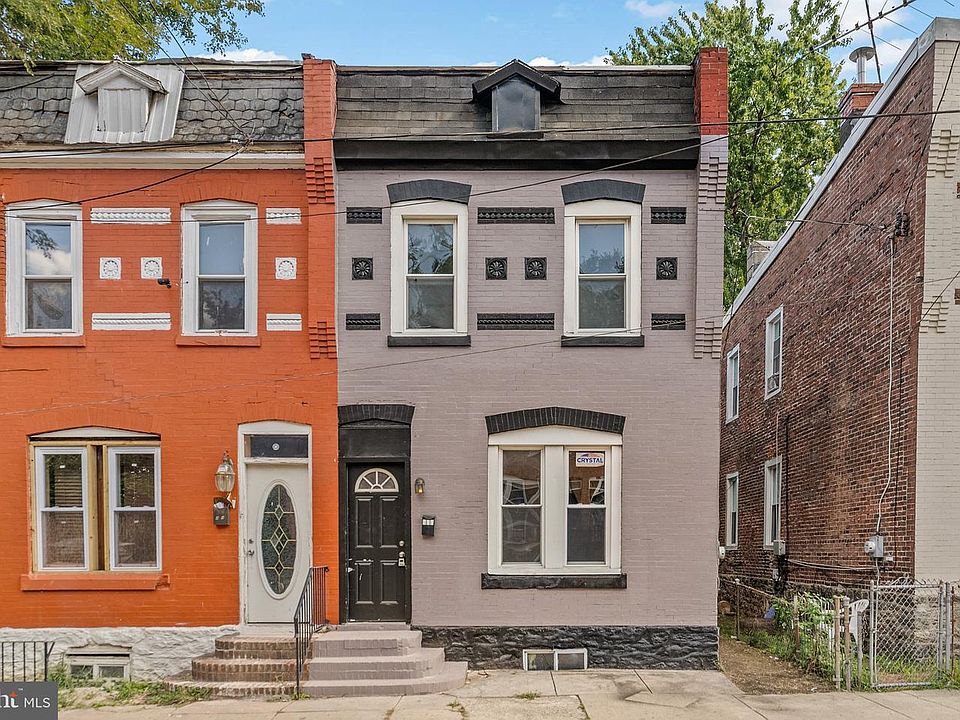 1st image of 412 E Ashmead St