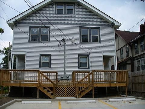 4th image of 375 E 16th Ave