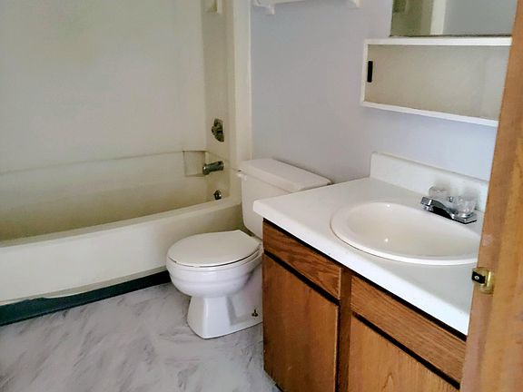 4th image of 174 Washington Blvd APT 3
