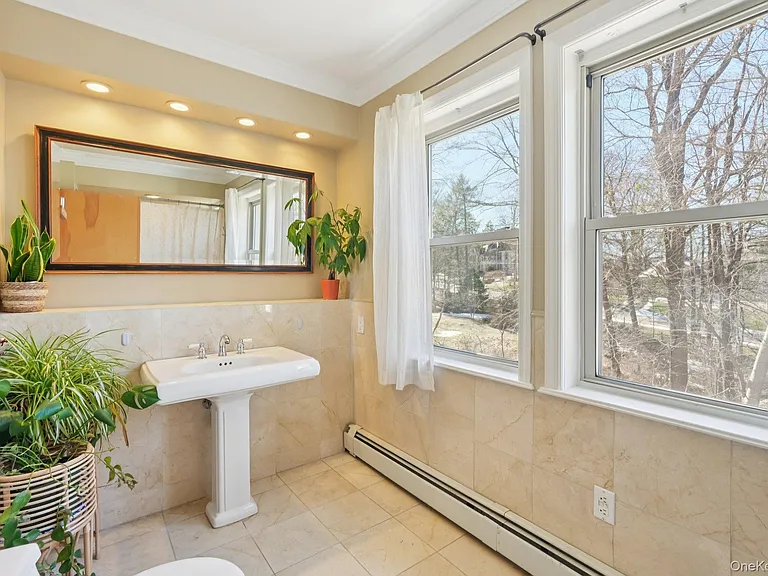 56 Clubhouse Rd — Photo 16