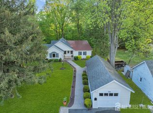 74 Ravine Dr, Matawan, NJ 07747