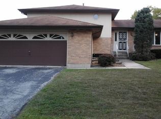 4115 Charleston Rd, Matteson, IL 60443