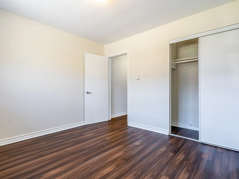 849 Devine St — Photo 14
