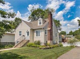 65 Ogden Rd, Stamford, CT 06905