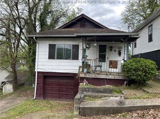 121 Marion St, Huntington, WV 25705
