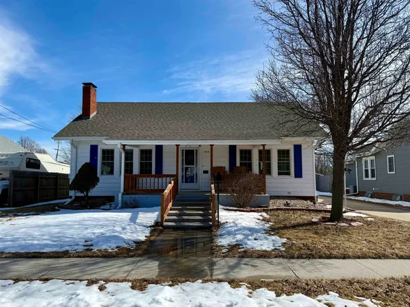 1108 N Minnesota Ave, Hastings, NE 68901