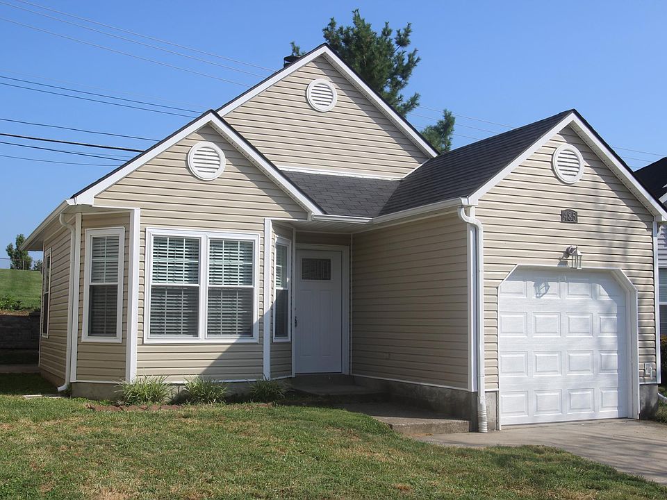 1st image of 485 Chelsea Woods Dr