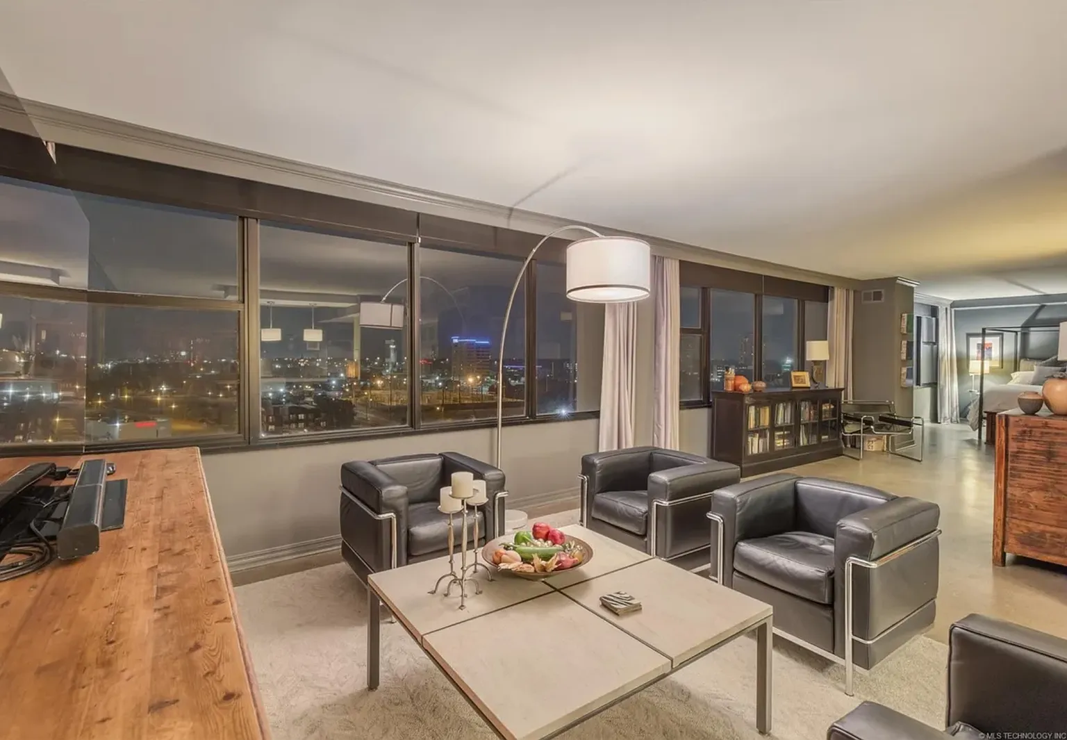 Utilities included! Downtown Tulsa High-Rise Living with Incredible Views! — Photo 1